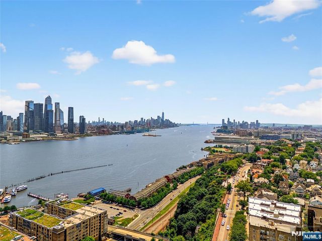 899 Boulevard East 4O, Weehawken, NJ 07086