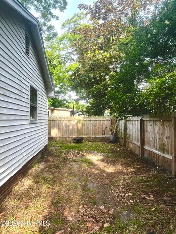1409 Wooster Street, Wilmington, NC 28401