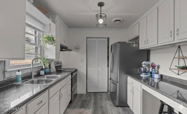 1409 Wooster Street, Wilmington, NC 28401