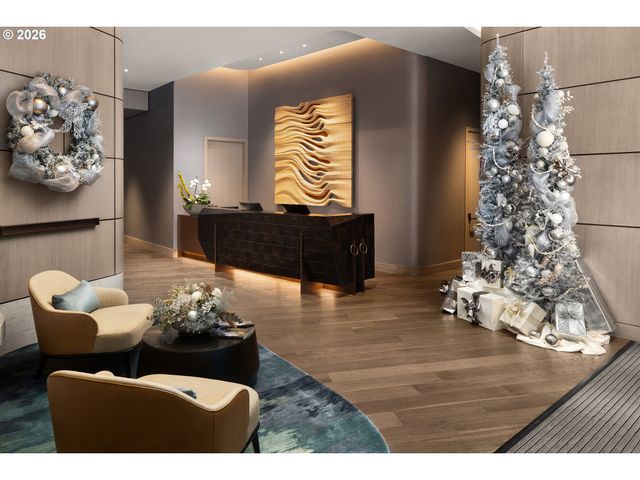 550 Sw 10TH Ave 2601, Portland, OR 97205