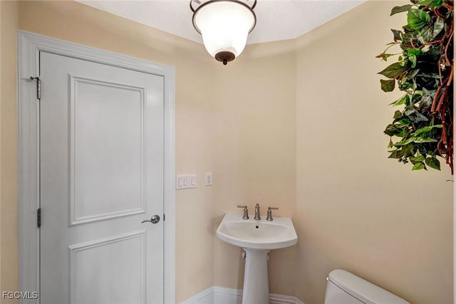 16937 Timberlakes DR, Fort Myers, FL 33908