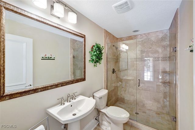 16937 Timberlakes DR, Fort Myers, FL 33908