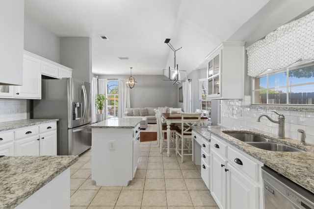 308 Aspen Court W, Aledo, TX 76008