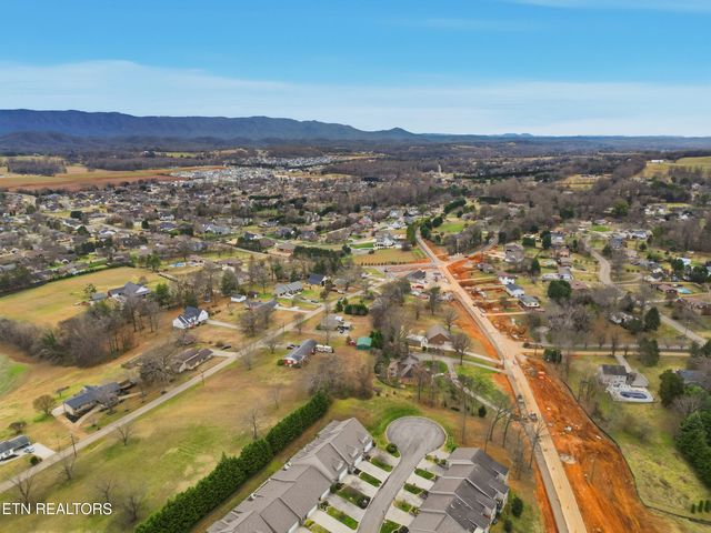 133 Chelsea Lane, Maryville, TN 37803