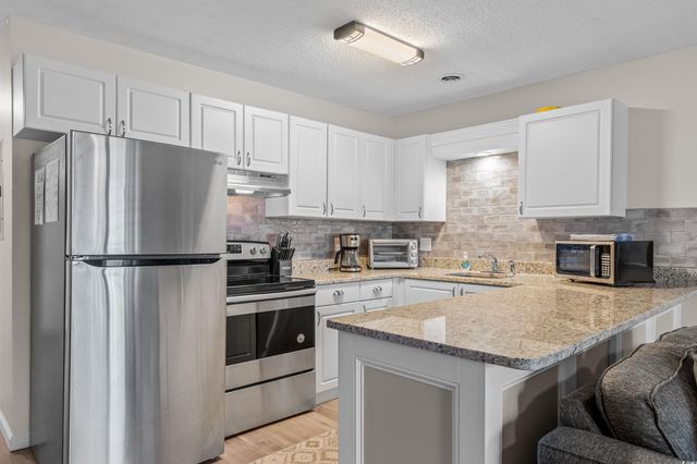 1890 Colony Dr Apt 16D, Surfside Beach, SC 29575