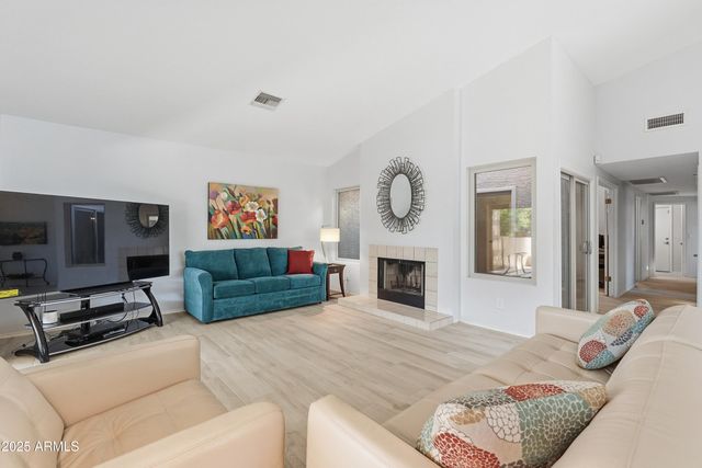 25834 S ASHWOOD Drive, Sun Lakes, AZ 85248