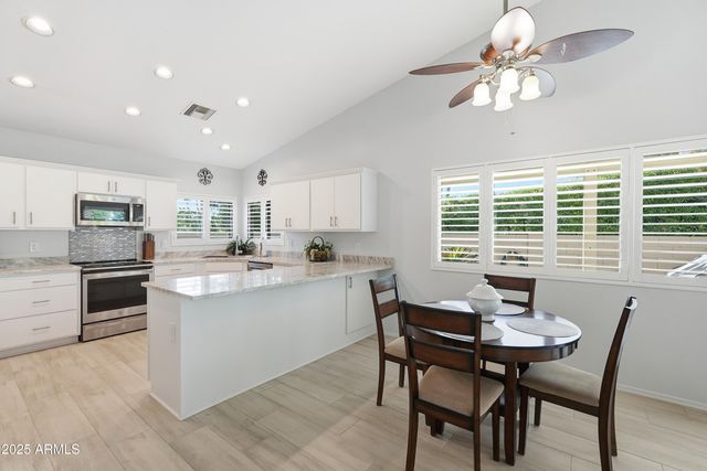 25834 S ASHWOOD Drive, Sun Lakes, AZ 85248