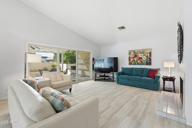 25834 S ASHWOOD Drive, Sun Lakes, AZ 85248