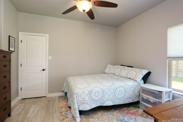 14001 Wenrich, San Antonio, TX 78233