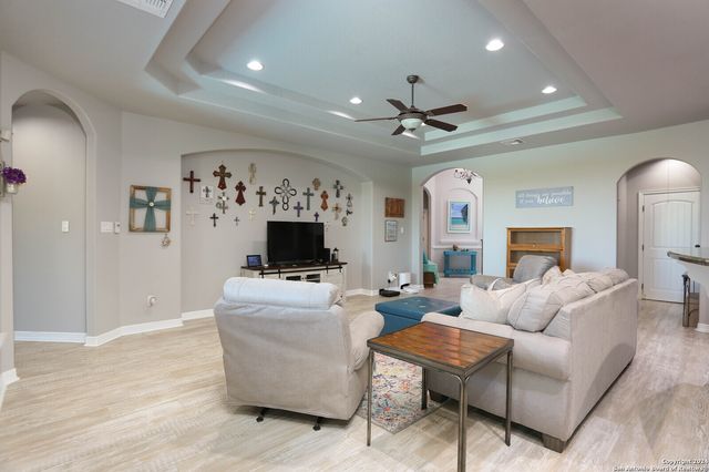 14001 Wenrich, San Antonio, TX 78233