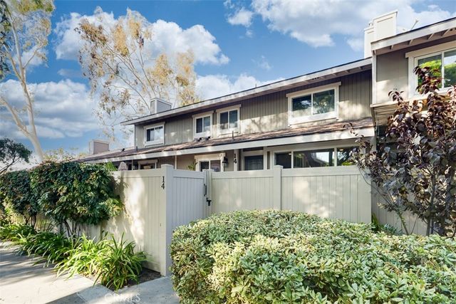 3110 E Palm 14, Fullerton, CA 92831