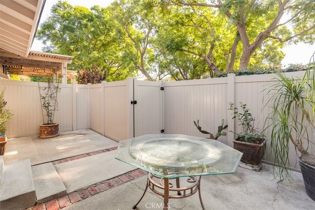 3110 E Palm 14, Fullerton, CA 92831