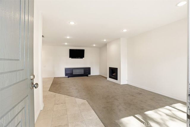 3110 E Palm 14, Fullerton, CA 92831