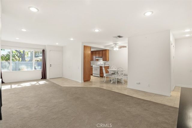 3110 E Palm 14, Fullerton, CA 92831