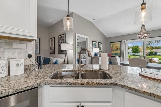 193 Little Owl Ln, St Augustine, FL 32086