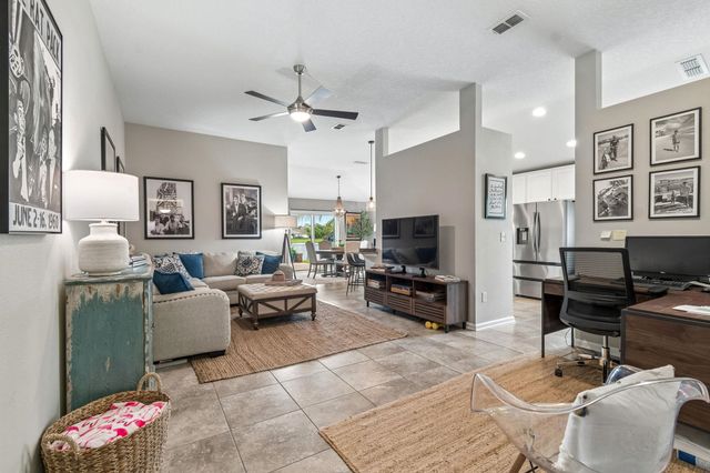 193 Little Owl Ln, St Augustine, FL 32086