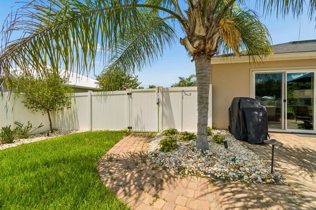 193 Little Owl Ln, St Augustine, FL 32086