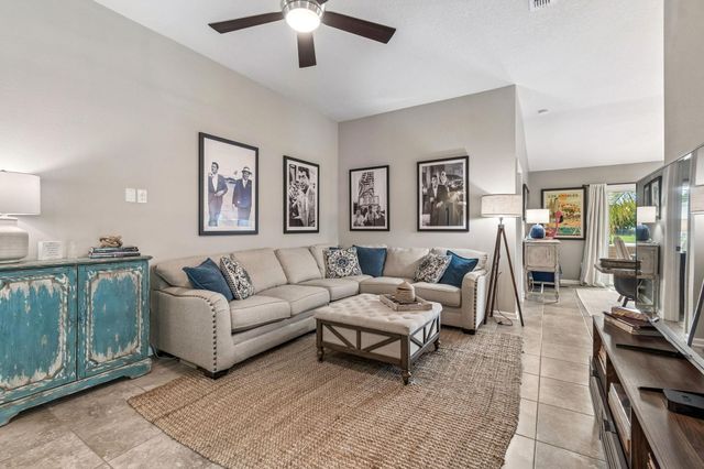193 Little Owl Ln, St Augustine, FL 32086