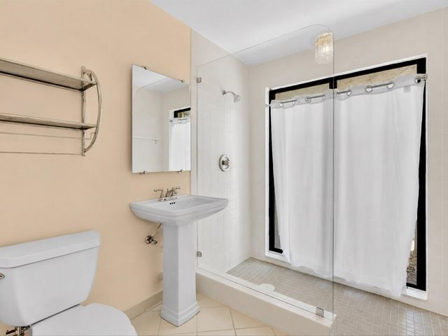 5302 Piping Rock Drive, Boynton Beach, FL 33437