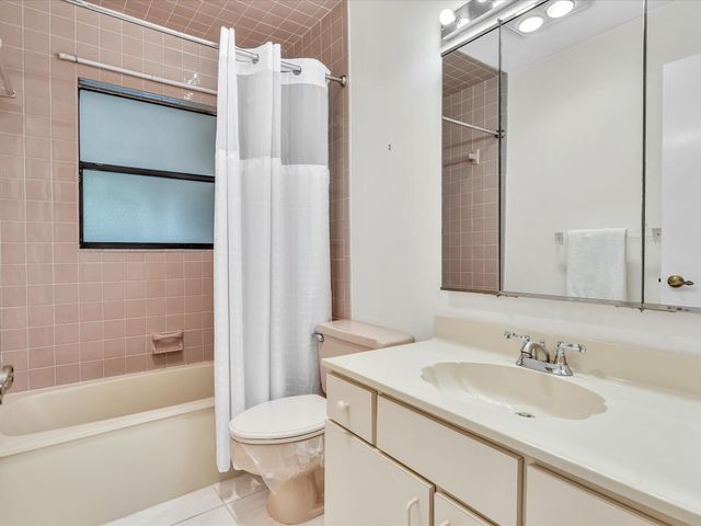 5302 Piping Rock Drive, Boynton Beach, FL 33437
