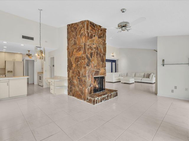 5302 Piping Rock Drive, Boynton Beach, FL 33437