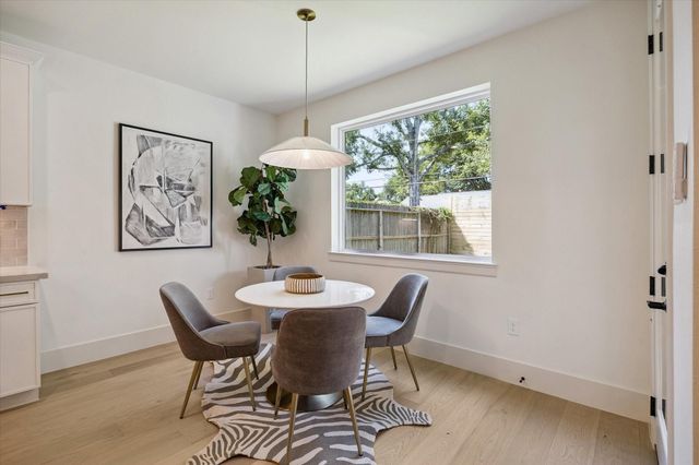 10422 Timberoak Drive, Houston, TX 77043