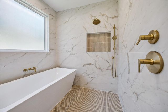 10422 Timberoak Drive, Houston, TX 77043