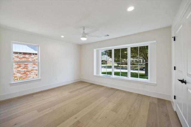10422 Timberoak Drive, Houston, TX 77043