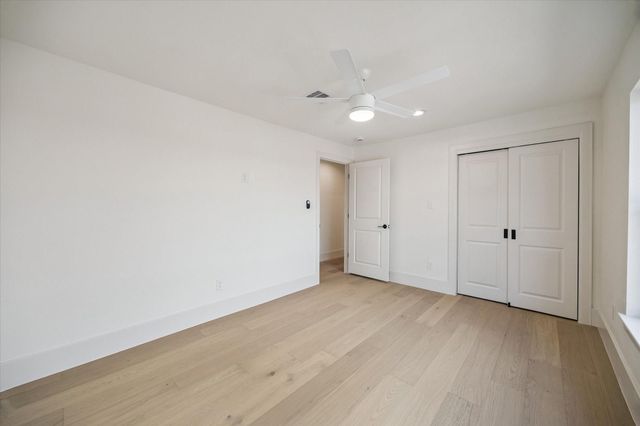 10422 Timberoak Drive, Houston, TX 77043