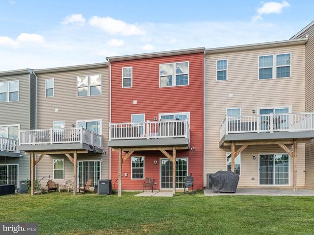 286 FREEDOM WAY, Sicklerville, NJ 08081