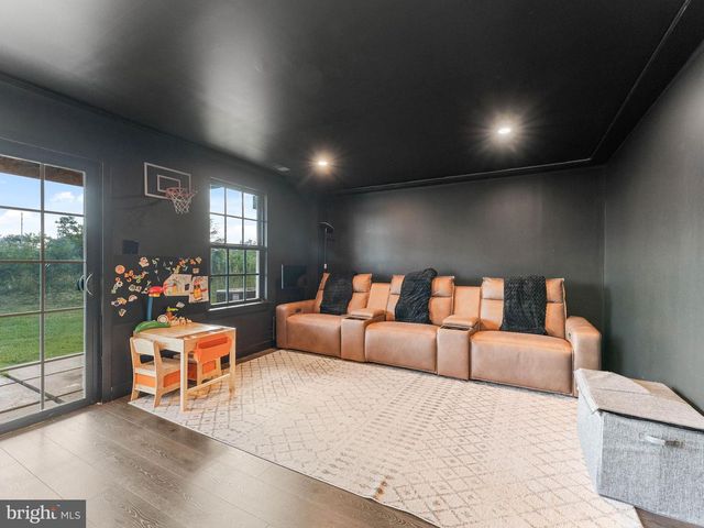 286 FREEDOM WAY, Sicklerville, NJ 08081
