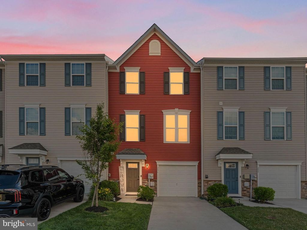 286 FREEDOM WAY, Sicklerville, NJ 08081