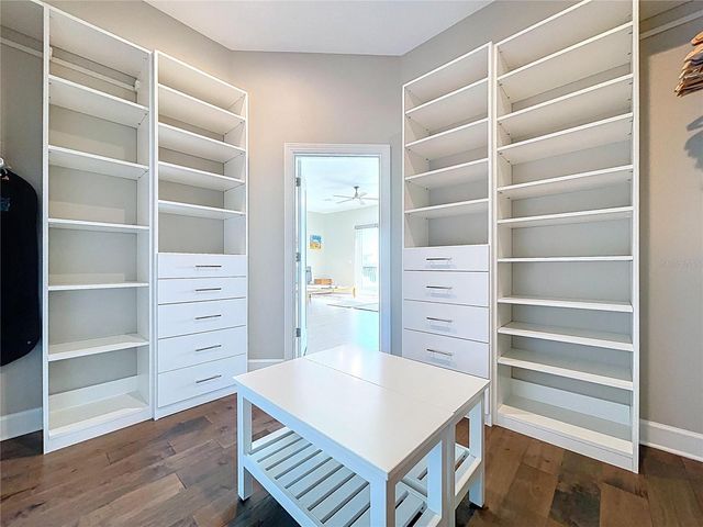 306 BAY PLZ, Treasure Island, FL 33706