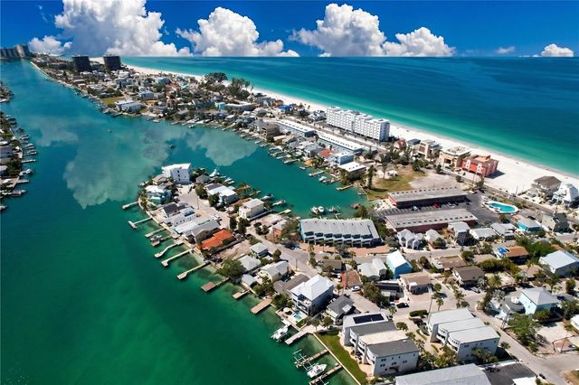 306 BAY PLZ, Treasure Island, FL 33706