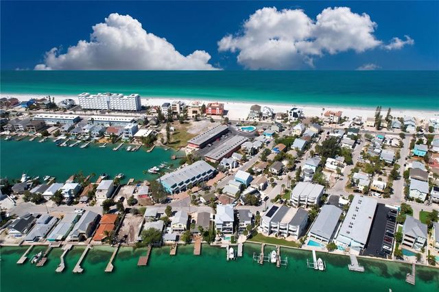 306 BAY PLZ, Treasure Island, FL 33706