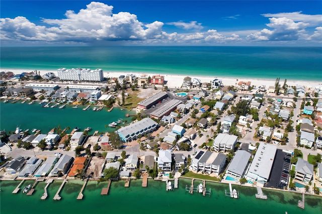 306 BAY PLZ, Treasure Island, FL 33706