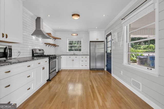 2015 Montrose Drive, Atlanta, GA 30344