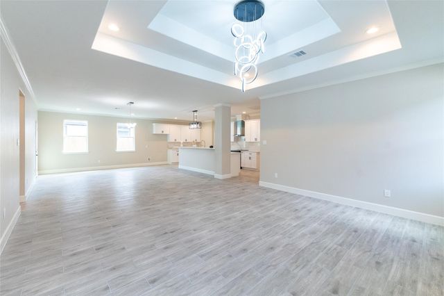 1055 Road 5203, Cleveland, TX 77327