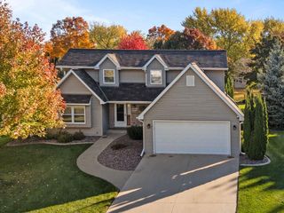 1318 PARTRIDGE COURT, Oshkosh, WI 54904
