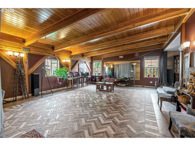 21498 Sw JAY St, Beaverton, OR 97003