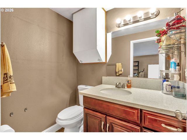 21498 Sw JAY St, Beaverton, OR 97003