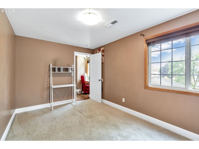 21498 Sw JAY St, Beaverton, OR 97003