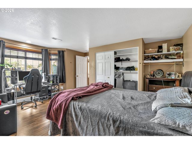 21498 Sw JAY St, Beaverton, OR 97003