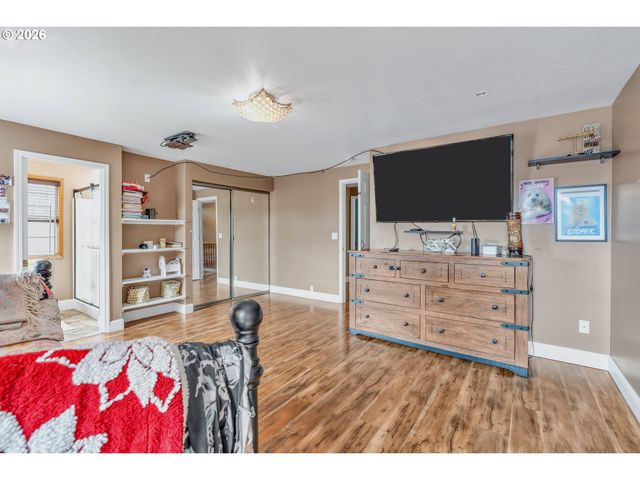 21498 Sw JAY St, Beaverton, OR 97003