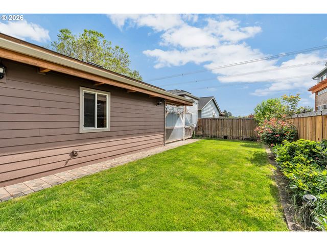 21498 Sw JAY St, Beaverton, OR 97003
