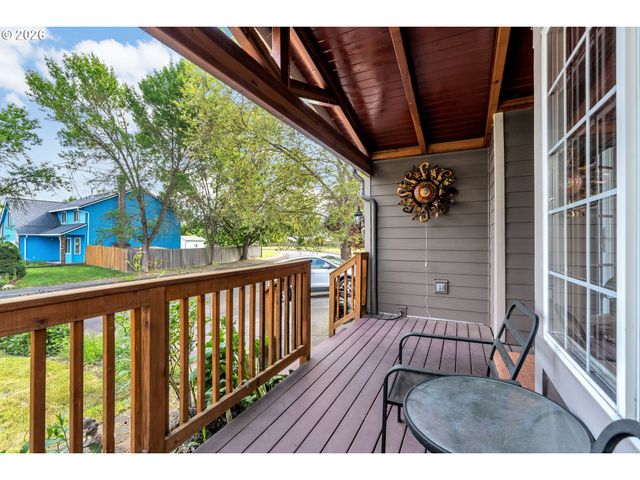 21498 Sw JAY St, Beaverton, OR 97003