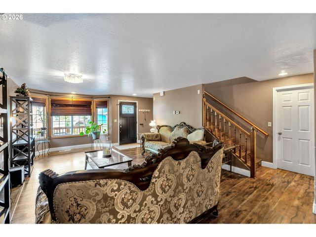21498 Sw JAY St, Beaverton, OR 97003