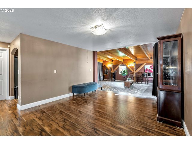21498 Sw JAY St, Beaverton, OR 97003
