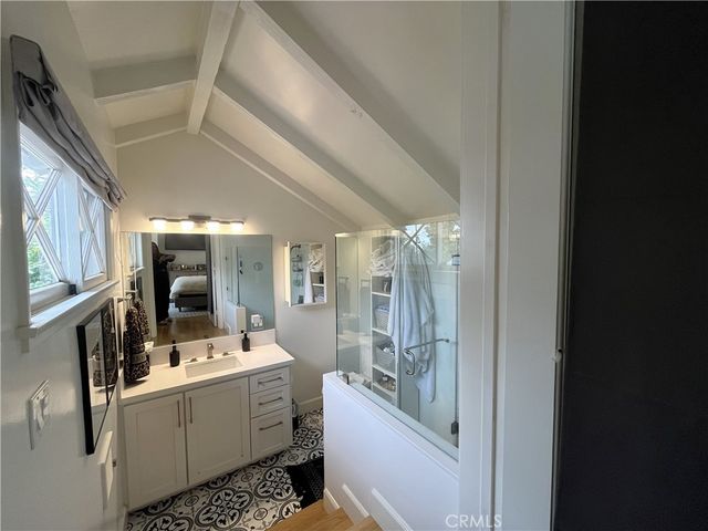 1644 Wellesley Drive, Santa Monica, CA 90405