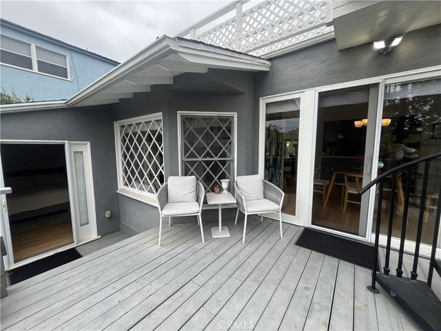 1644 Wellesley Drive, Santa Monica, CA 90405
